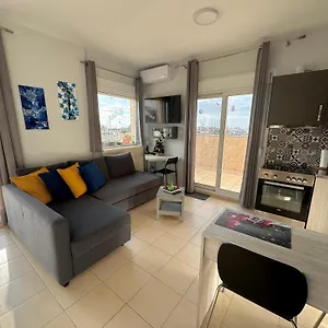 Apartment Horizon /downtown Penthouse W/ Massive Terrace, Thessaloniki