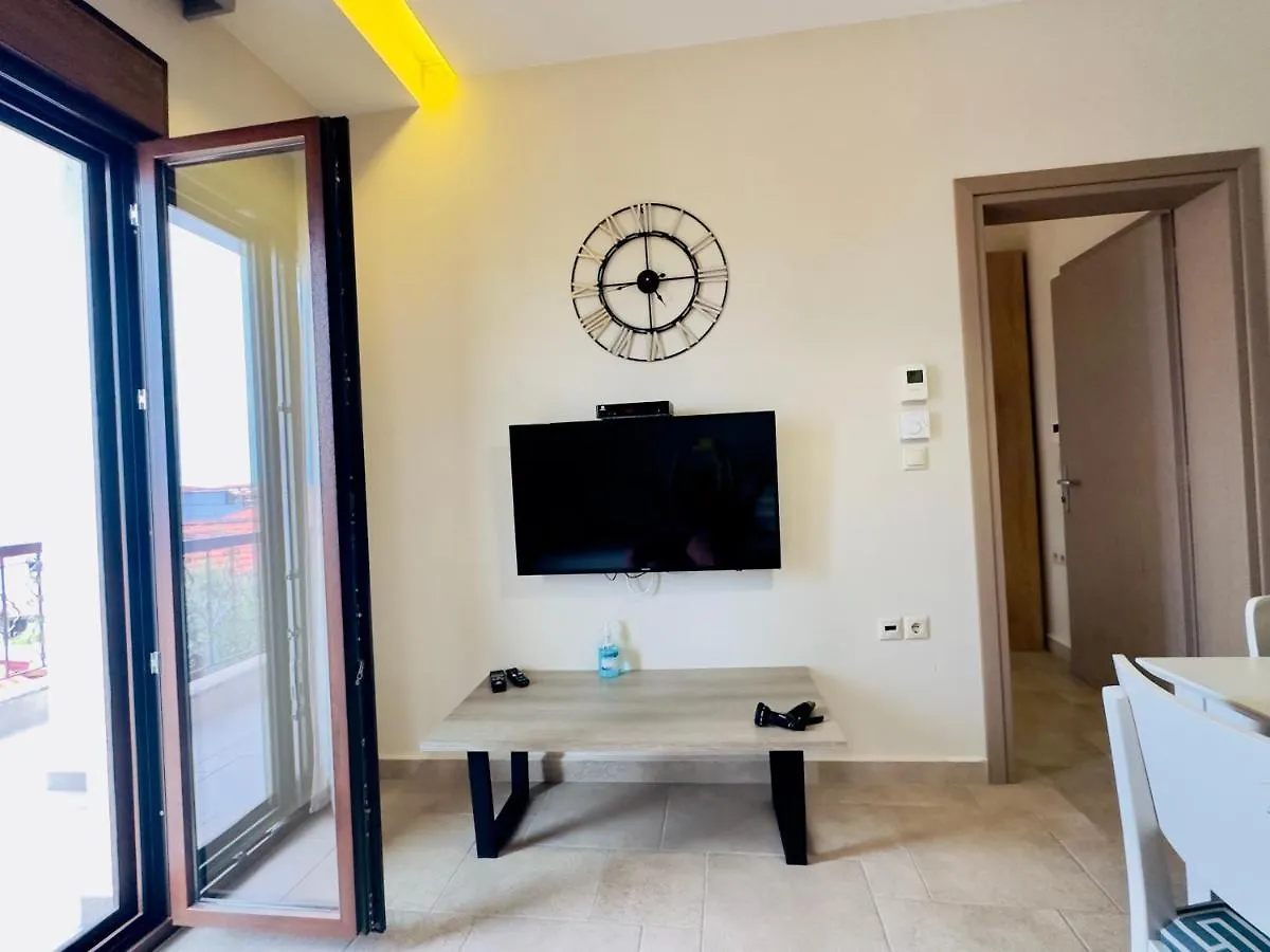 Yulia Luxury Apartments أُرانّوبولي