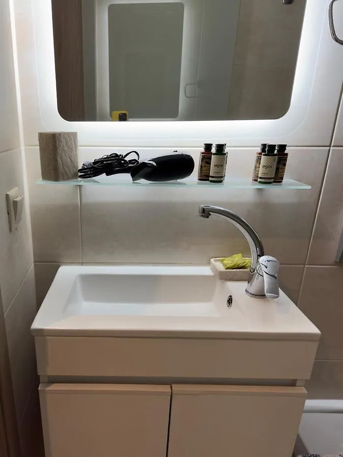 Yulia Luxury Apartments أُرانّوبولي