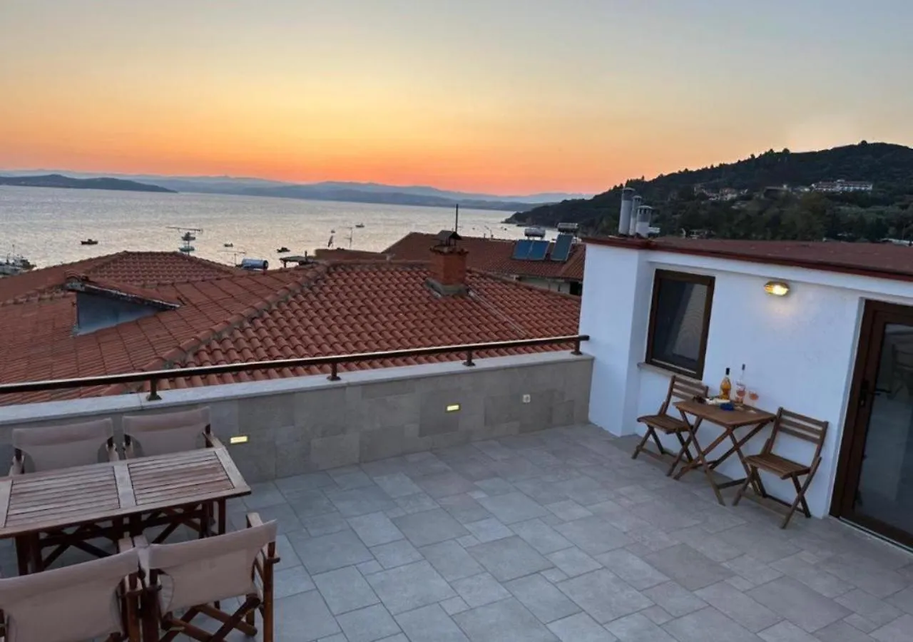 Yulia Luxury Apartments Ouranoupoli 0*,  Greece